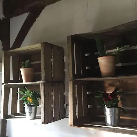 Belle Demeure Normande Dans Son Ecrin De Verdure. * Manneville-sur-Risle